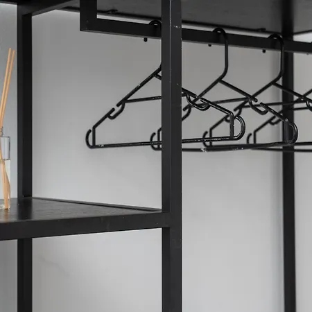 Ivana アパート *