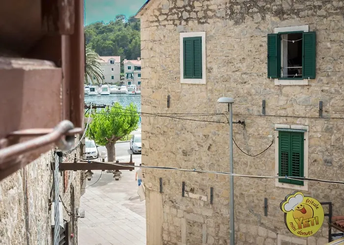 Ivana * Μακάρσκα