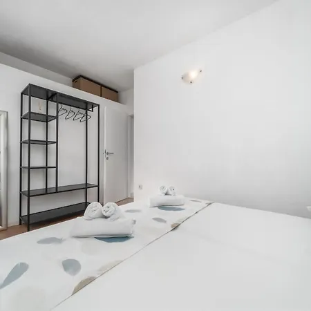 Apartment Ivana *